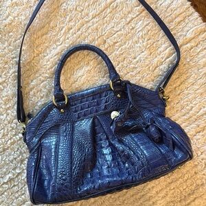 Elegant Blue Crocodile-Embossed Women's Bag